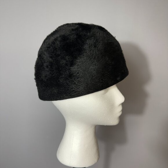 Little black hat - Picture 4 of 10